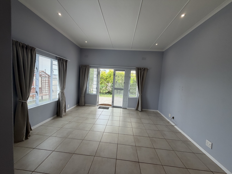 3 Bedroom Property for Sale in Beacon Bay Eastern Cape